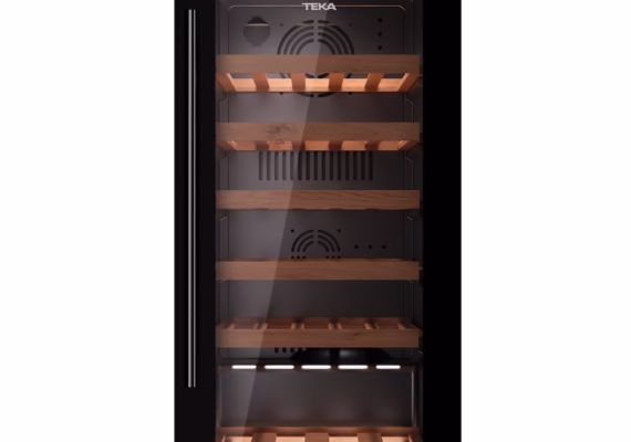 Vinoteca de libre instalación con capacidad para 32 botellas