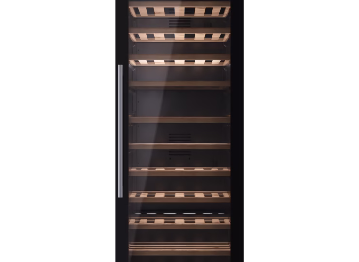 Vinoteca de libre instalación con capacidad para 51 botellas