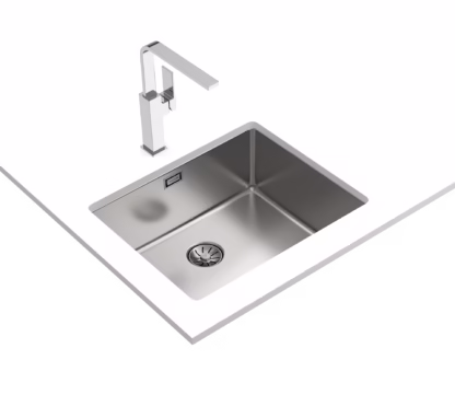 Fregadero PureClean con acabado premium que repele el agua y cestilla exclusiva HelixPro