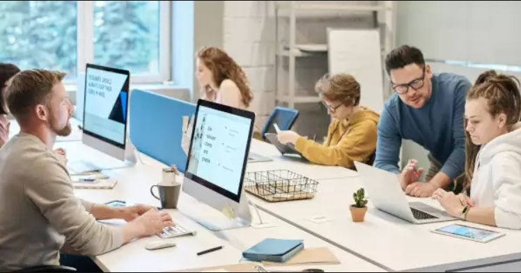 El papel fundamental de los graduados sociales en el mundo de las relaciones laborales 