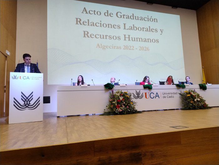 NUESTRO COLEGIO ACOMPAÑA A LA NUEVA PROMOCIÓN DEL GRADO EN RELACIONES LABORALES Y RECURSOS HUMANOS DE LA SEDE DE ALGECIRAS DE LA UCA