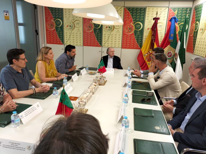 El Colegio de Graduados Sociales de Cádiz y Ceuta y la Hermandad de San José de San Fernando acuerdan impulsar una línea de colaboración social