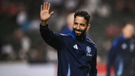 Ruben Amorim rejeita documentário e Manchester United renuncia a milhões