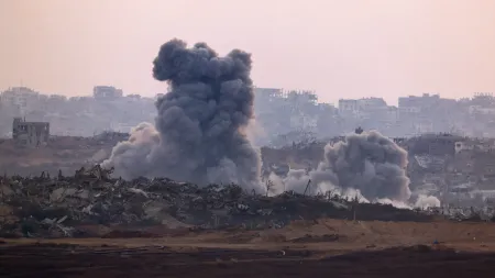 Intensificação dos ataques israelitas resulta em 27 mortos na faixa de Gaza