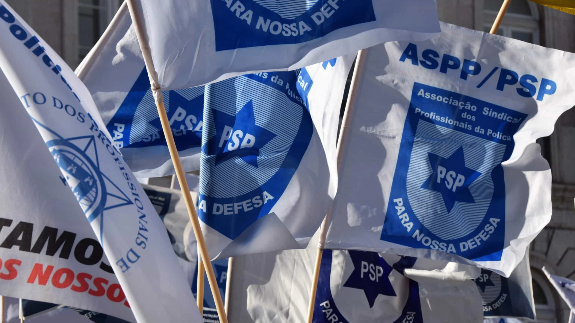 Sindicatos da PSP e GNR exigem retoma das negociações e anunciam possibilidade de protestos