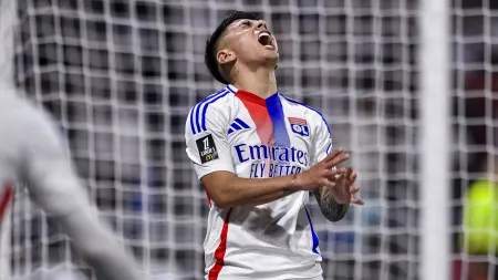 Thiago Almada prefere Atlético de Madrid e Benfica enfrenta novo desafio
