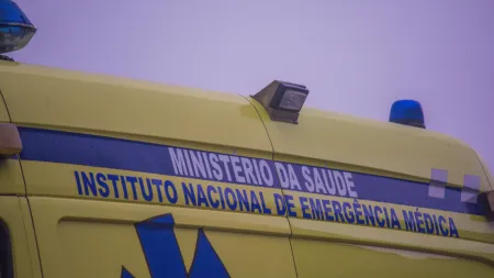 Bombeiros de Monção e Valença em risco de paragem de serviços por dívidas do INEM