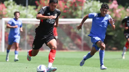 Benfica B sofre a sua primeira derrota da pré-temporada frente ao 1.º Dezembro