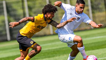 Vitória do Santa Clara em amistoso frente ao Wolverhampton
