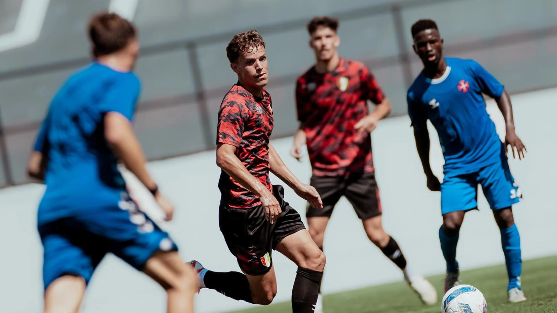 Estrela da Amadora e Belenenses empatam sem golos em jogo de preparação
