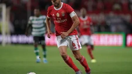 Rúben Dias reflete sobre o seu percurso no Benfica e a transição para o Manchester City