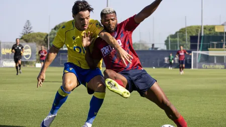 União de Leiria triunfa com goleada frente ao Cádiz