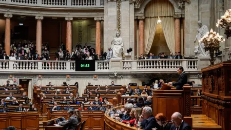 Projetos de proteção a investidores são liminarmente rejeitados no Parlamento