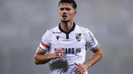 Fiorentina investiga Tomás Handel e pode avançar com proposta
