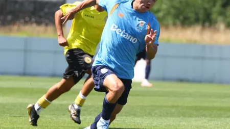 FC Porto B triunfa sobre o Beira-Mar em amistoso preparatório