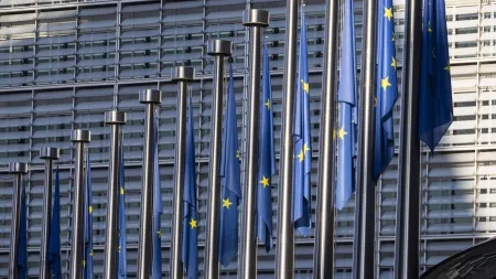 Comissão Europeia propõe investimento recorde de 131 mil milhões em Defesa