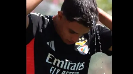 "Treinos a Todo Vapor no Seixal: Benfica em Preparação para a Nova Temporada"