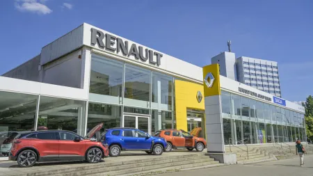 Renault reporta aumento de receitas na primeira metade do ano