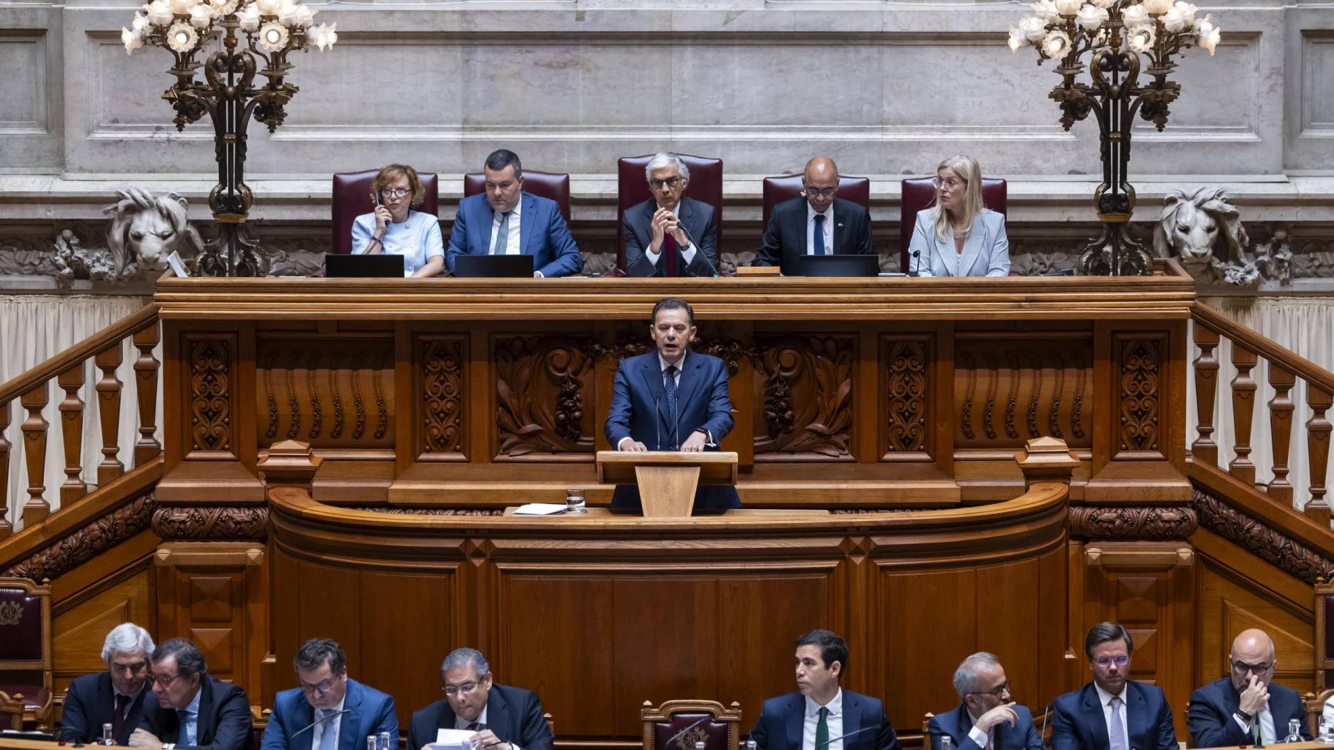 Montenegro inicia último debate político antes das férias parlamentares