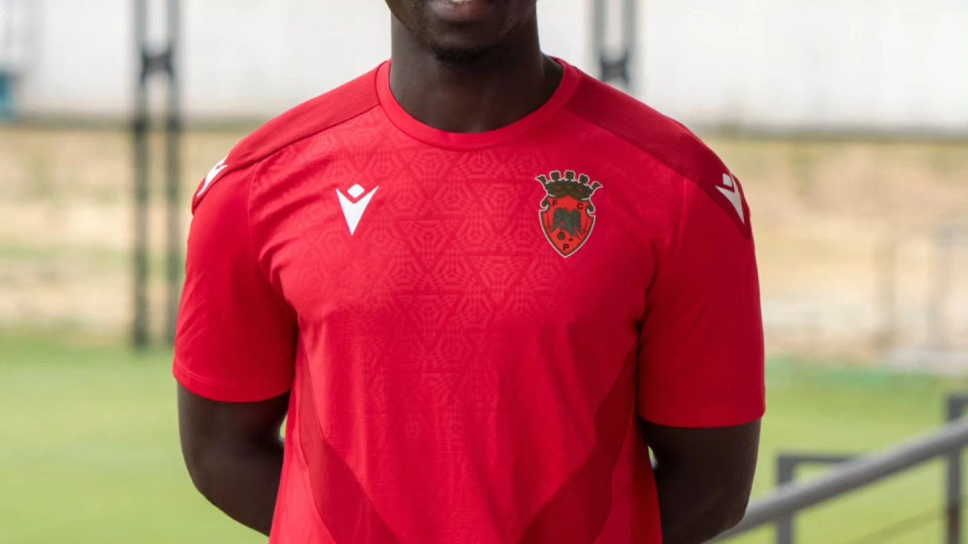 Penafiel reforça plantel com Iano Simão e Raúl Alcaina