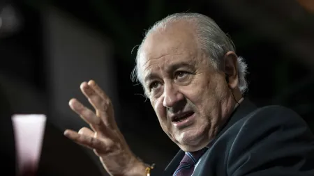 Rui Rio defende abordagem séria à imigração e à saúde no debate do Estado da Nação