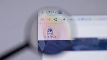 Interpol em Caça: Conheça os 10 Fugitivos Portugueses em Perigo de Justiça