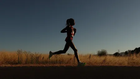 Queniana Ruth Chepngetich suspensa por doping após recorde mundial