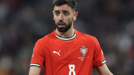 Bruno Fernandes homenageia Rui Jorge: “Um formador além do futebol”