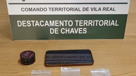 Detenção de jovem em Chaves por atividades ilícitas relacionadas com droga