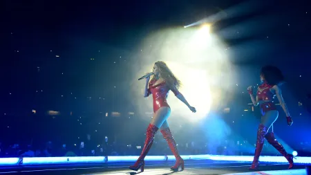 Pânico gera feridos após concerto de Beyoncé devido a um inseto