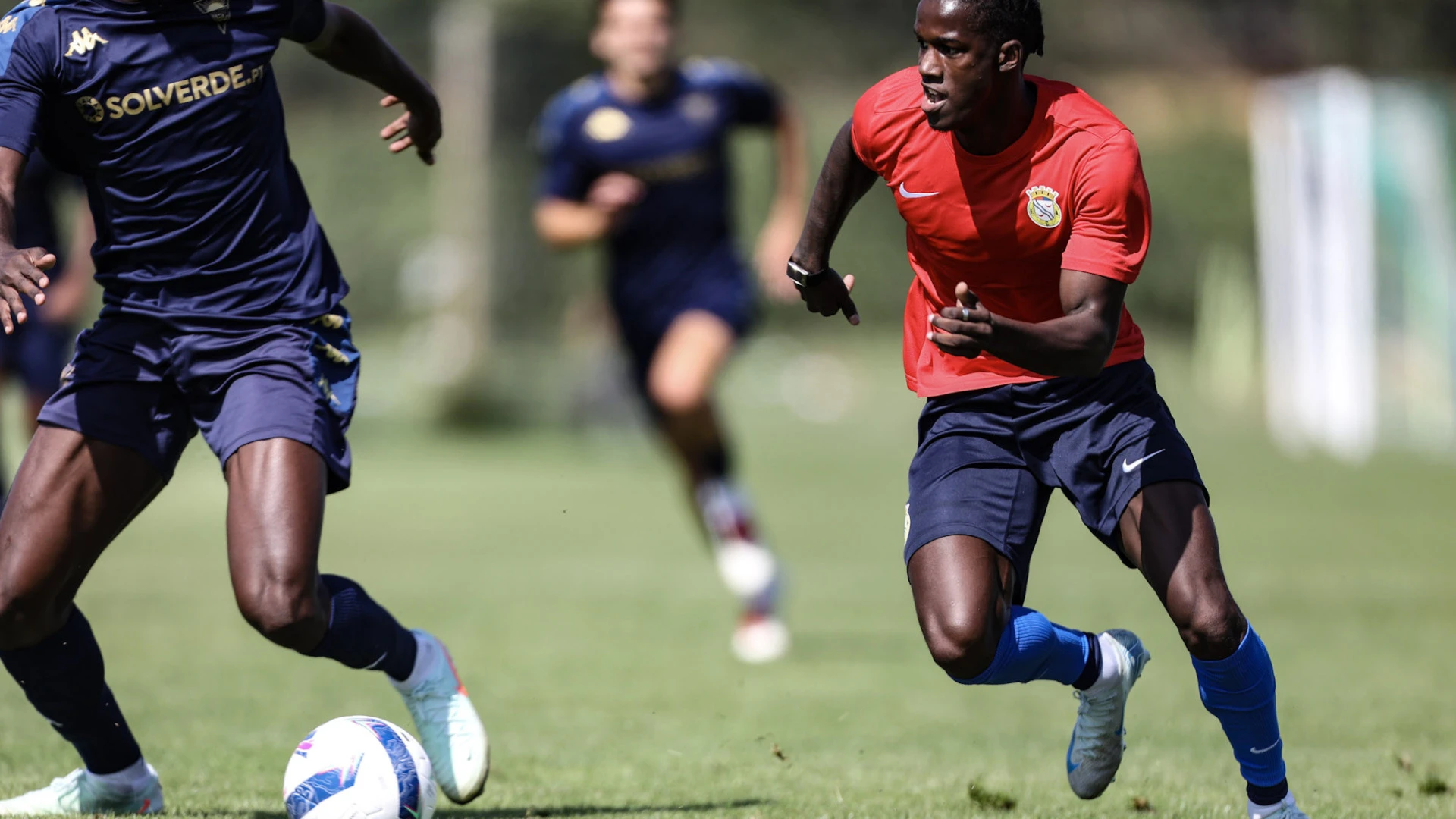 Alverca triunfa sobre Estoril Praia em jogo amigável