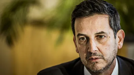 Rui Rocha sai da IL destacando a autonomia do partido e reafirmando compromissos liberais