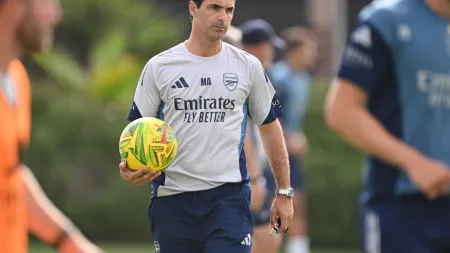 Arsenal anuncia lista para digressão asiática sem Gyokeres e Fábio Vieira