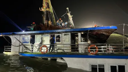 Tragédia na Baía Ha Long: Menino de 10 anos sobrevive a naufrágio