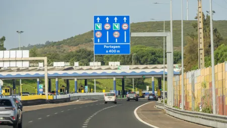 Velocidade nas Portagens: Multas em Perspectiva