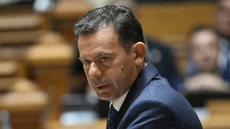 Abreu Amorim Afirma que Não Há Acordo Duradouro com o Chega