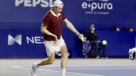 Shapovalov brilha no México e conquista torneio de Los Cabos
