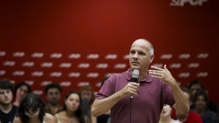"PCP reclama atenção de Marcelo sobre crise em Portugal"