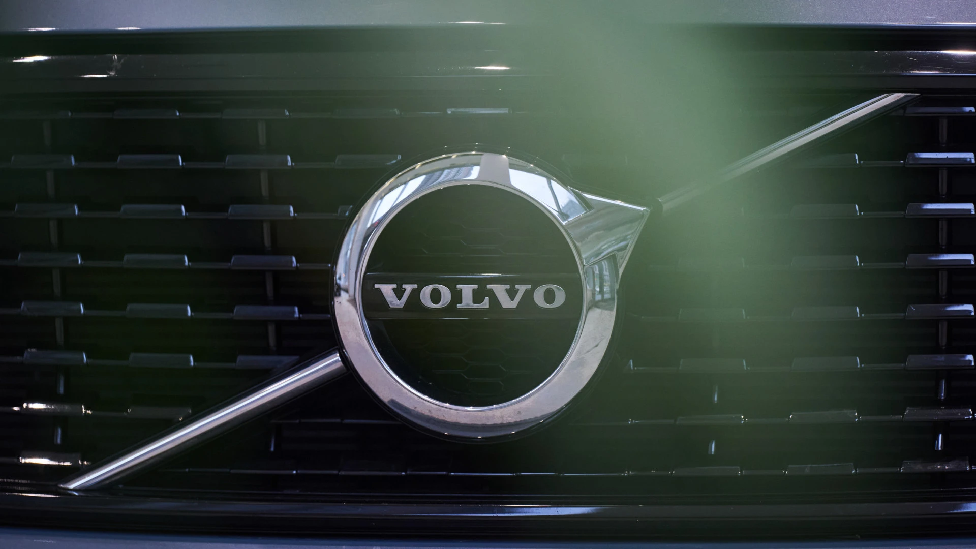 Volvo pede liderança europeia em tarifas automóveis