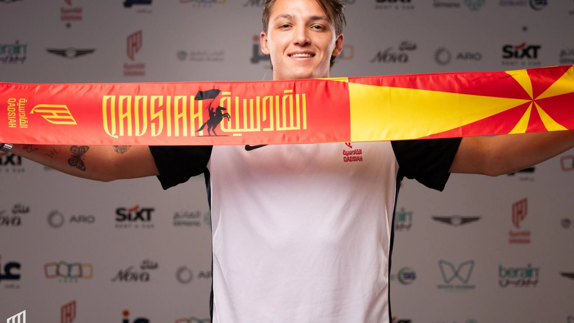 Mateo Retegui assina pelo Al Qadsiah e estabelece novo recorde italiano