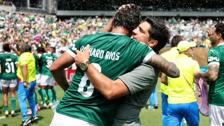 Richard Ríos a caminho do Benfica: Abel Ferreira confirma saída do jogador