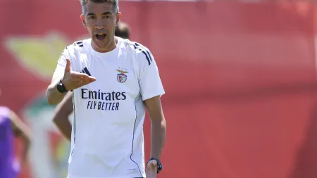 Benfica inicia treinos com incerteza sobre Tomás Araújo