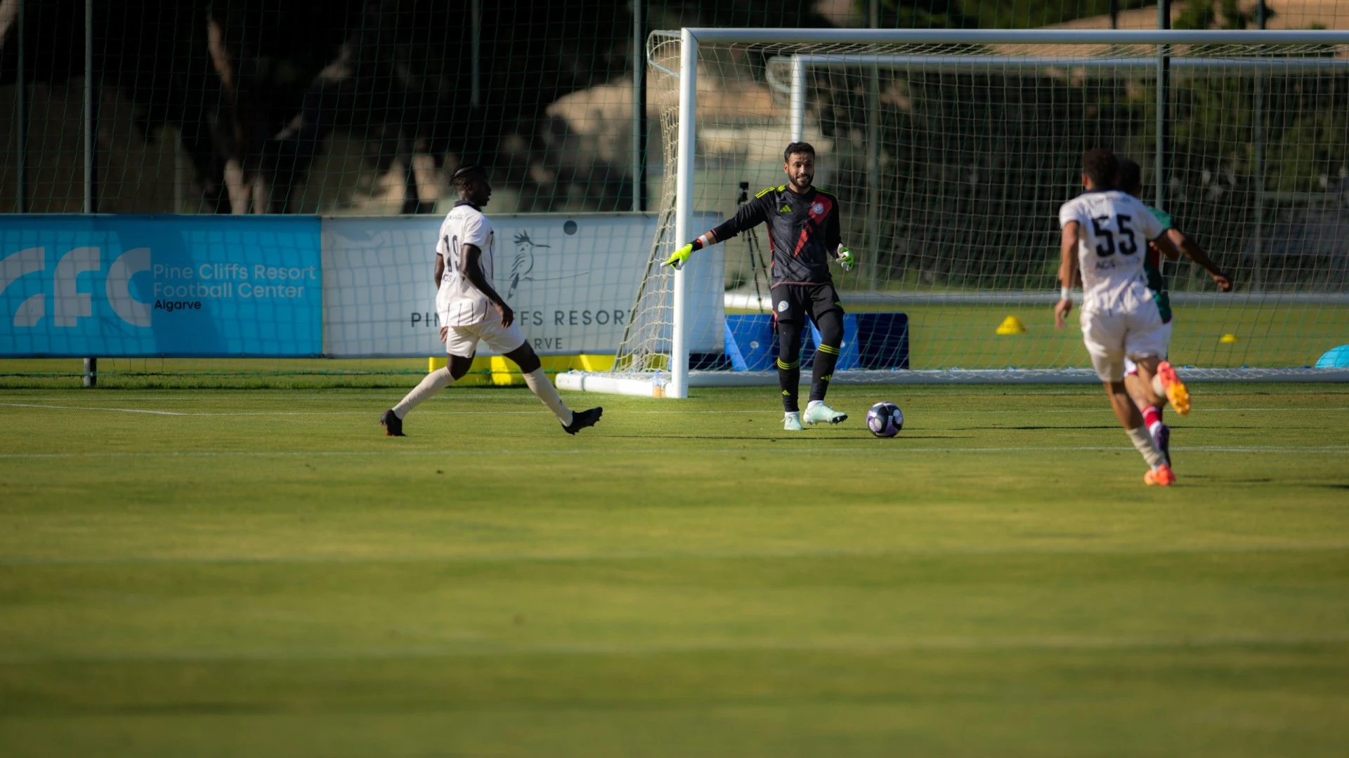 Portimonense e Al-Ettifaq empatam em jogo de preparação