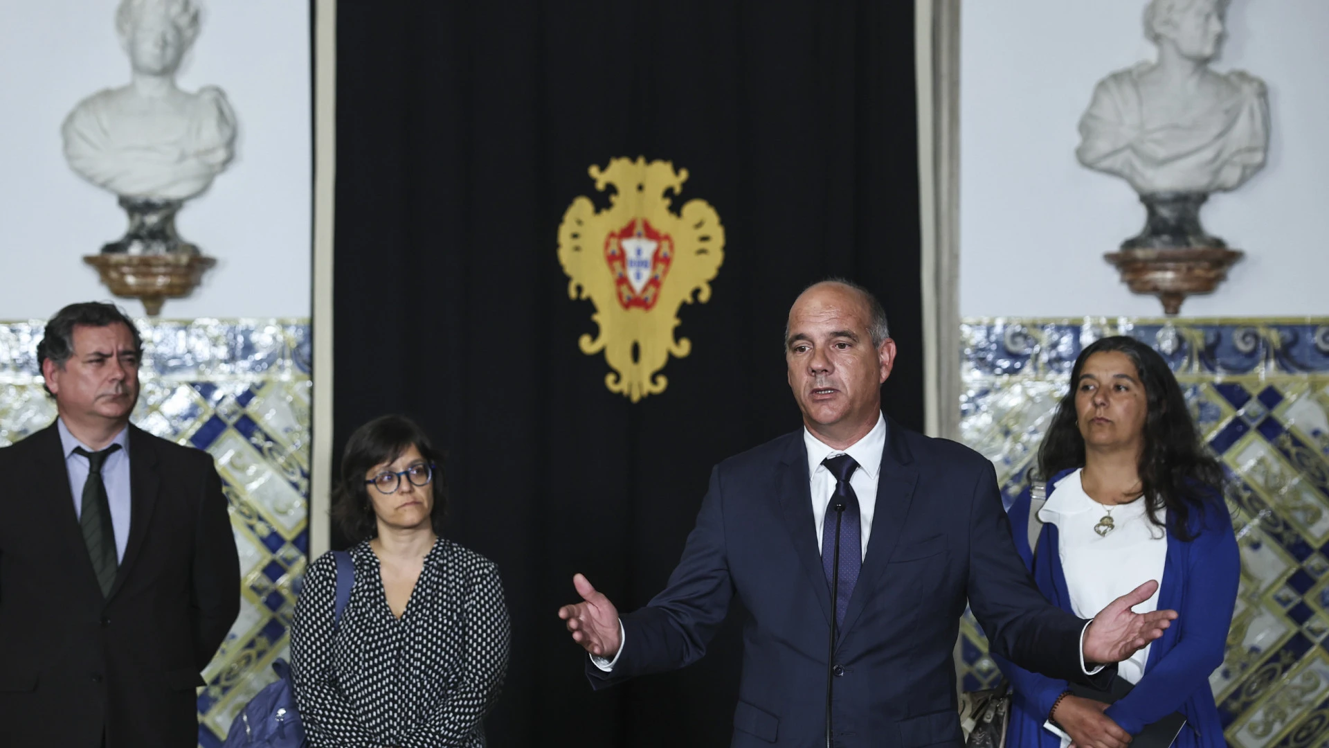 PCP critica a nova lei de estrangeiros por inconstitucionalidade e falta de urgência