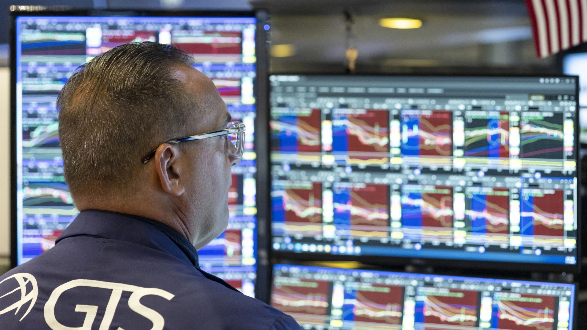 Wall Street em espera enquanto S&P500 atinge novo patamar
