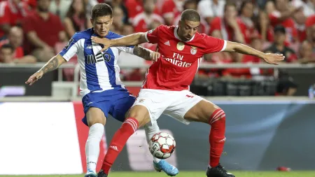 Taarabt expressa lamento por escolha no início da carreira
