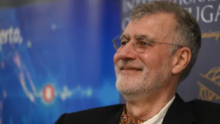 Gouveia e Melo despreza sondagens e aponta para janeiro como momento decisivo