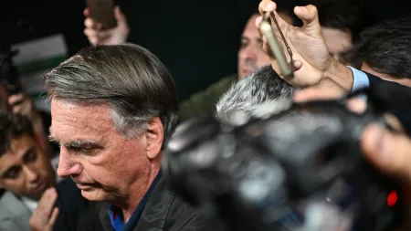 Câmara dos Deputados nega tributo a Jair Bolsonaro
