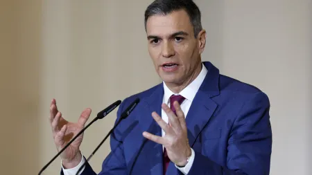 Pedro Sánchez enfrenta desafio com rejeição do plano energético pelo Parlamento