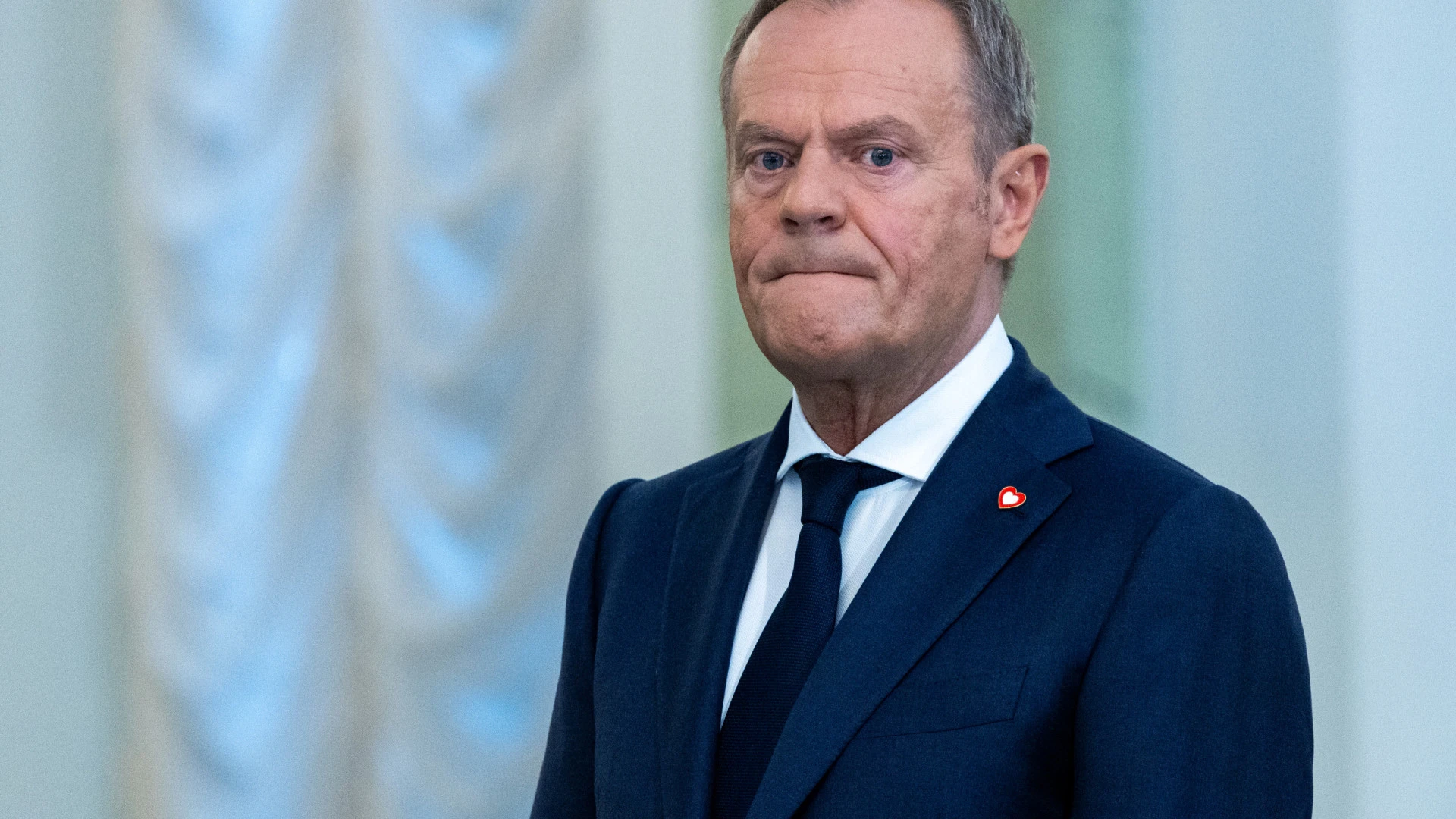 Tusk anuncia reformulação governamental após triunfo da extrema-direita nas presidenciais